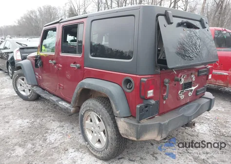 2013 Jeep Wrangler Unlimited Sport z USA, uszkodzony, nr VIN 1C4BJWDGXDL542548